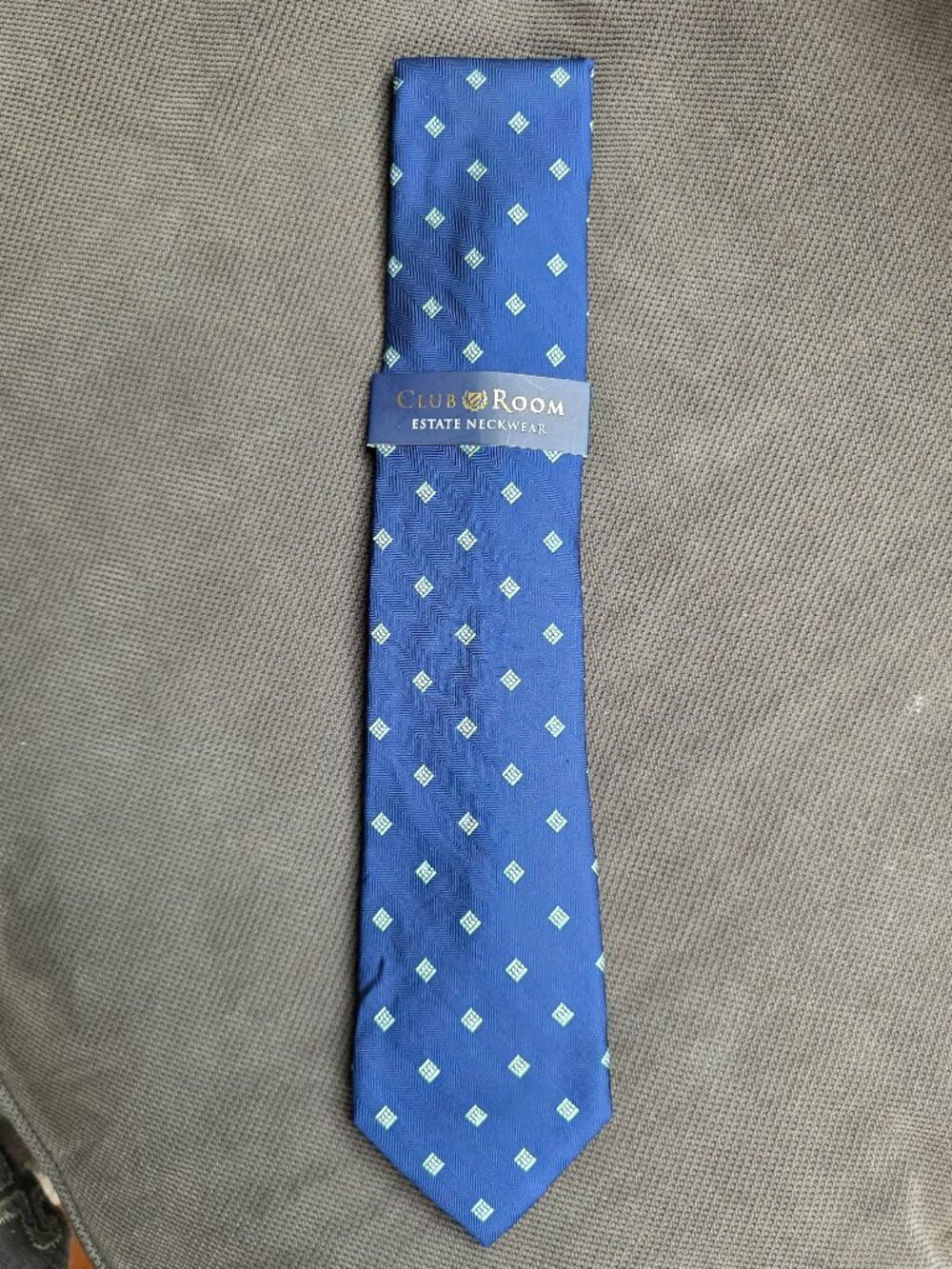 NWT Club Room Blue Diamond Pattern Tie